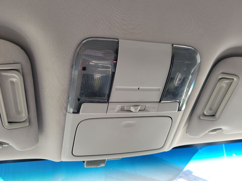 2011 Subaru Legacy Image 29