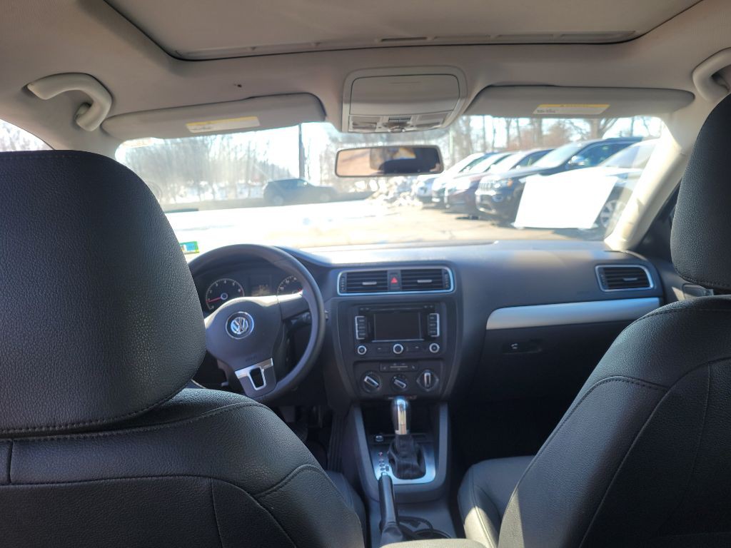 2011 Volkswagen Jetta Image 20