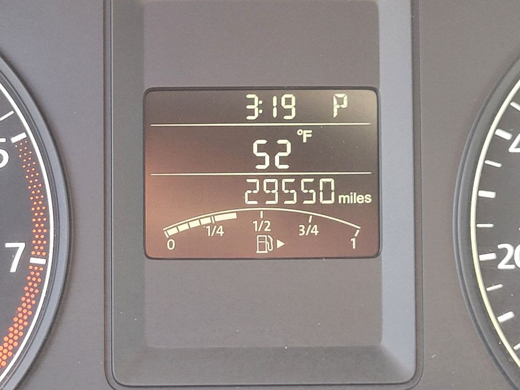 2011 Volkswagen Jetta Image 22