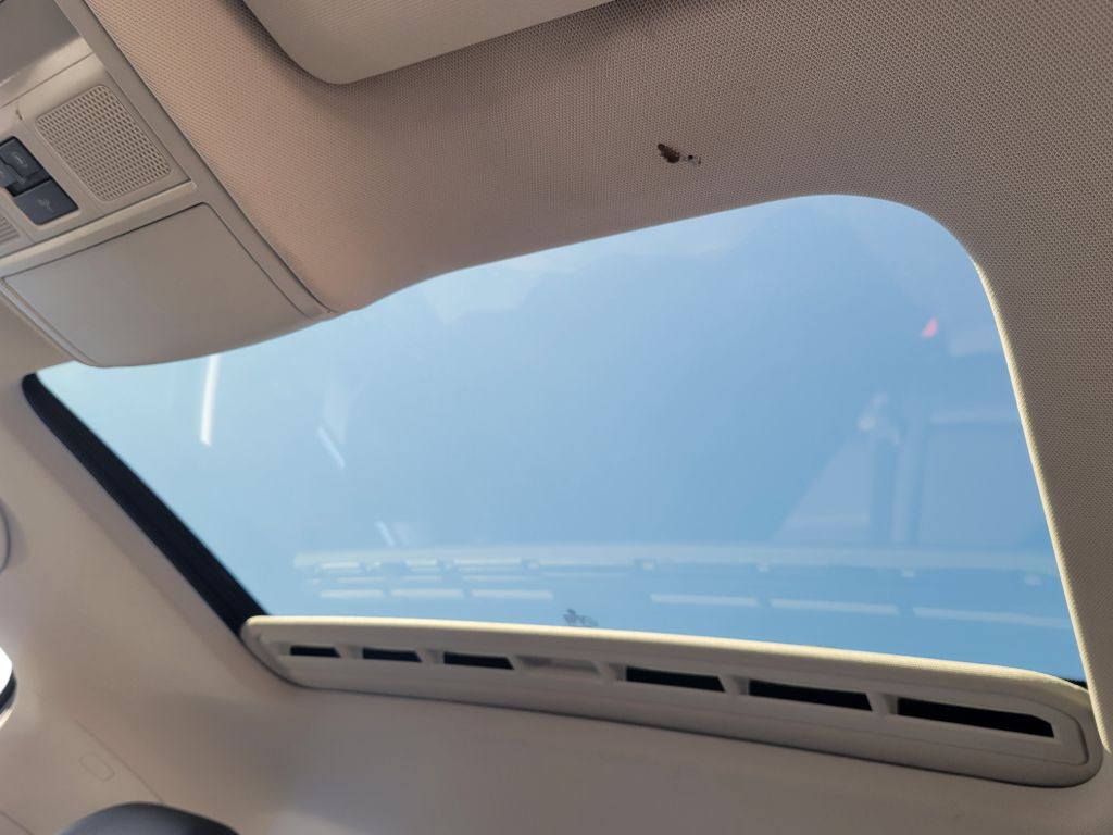 2011 Volkswagen Jetta Image 29