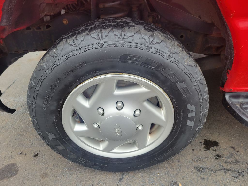 2012 Ford Econoline Image 14