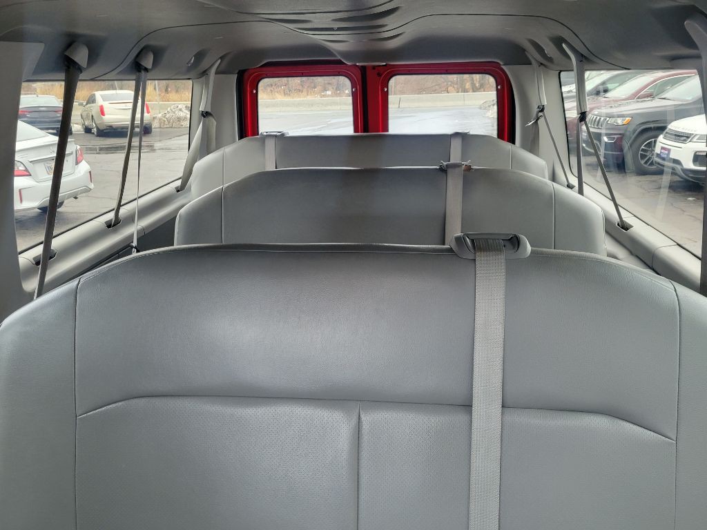 2012 Ford Econoline Image 29