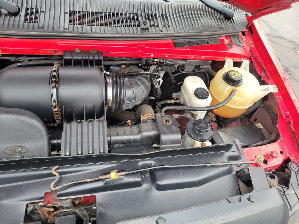 2012 Ford Econoline Image 43