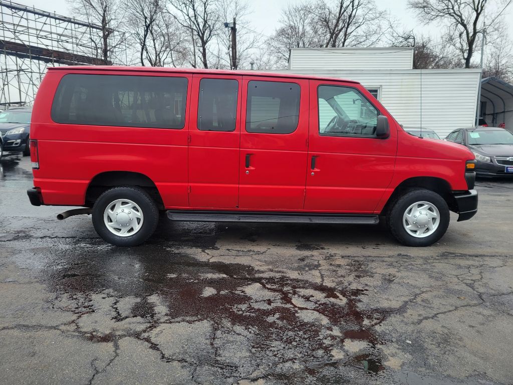2012 Ford Econoline Image 6
