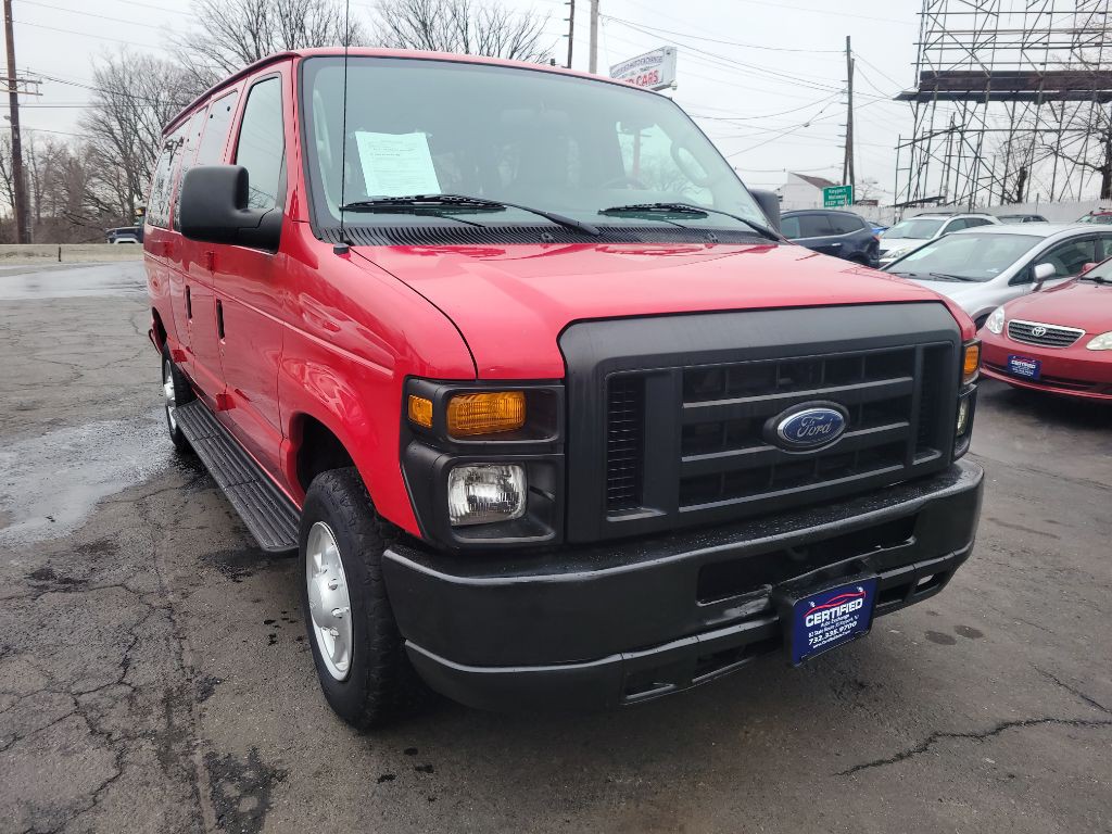 2012 Ford Econoline Image 9