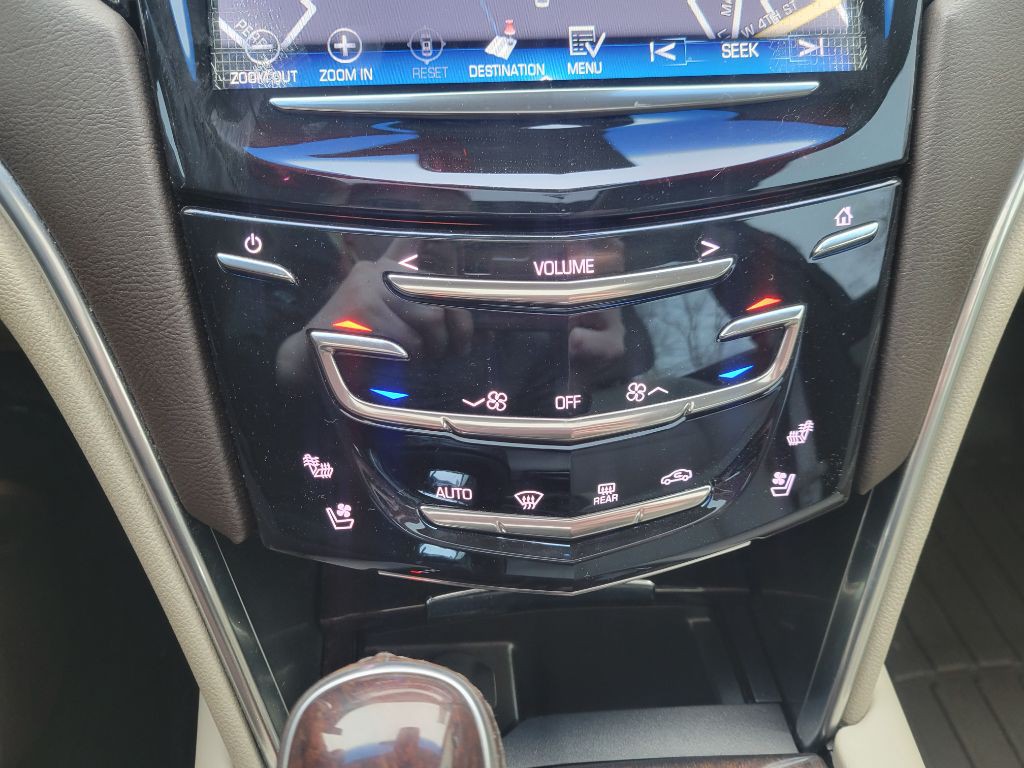 2014 Cadillac XTS Image 25