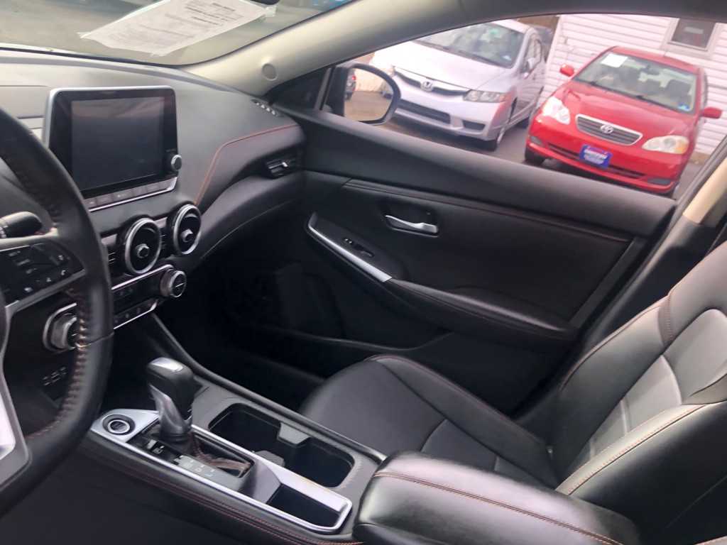 2020 Nissan Sentra Image 16