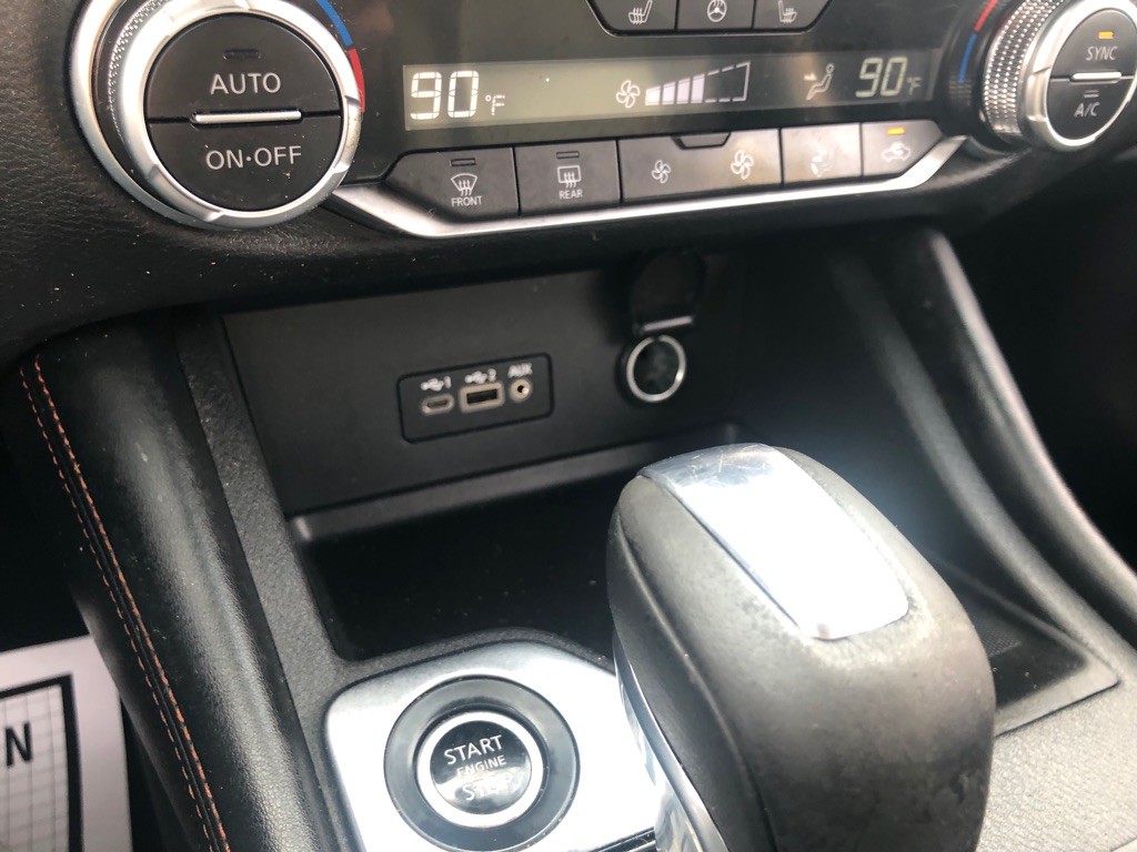 2020 Nissan Sentra Image 32