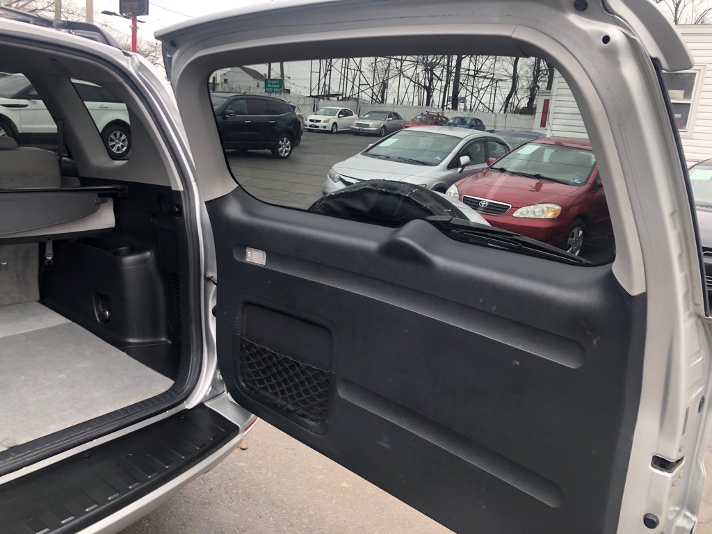 2011 Toyota Rav4 Image 22