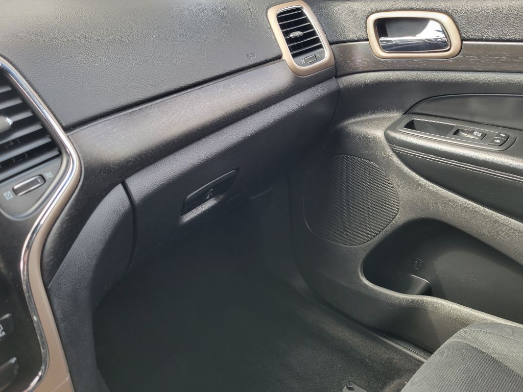 2015 Jeep Grand Cherokee Image 34