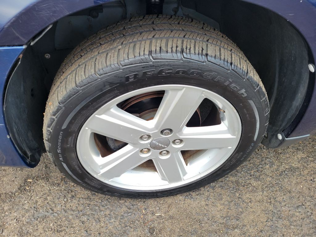 2013 Dodge Avenger Image 9