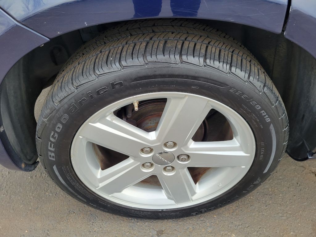 2013 Dodge Avenger Image 11