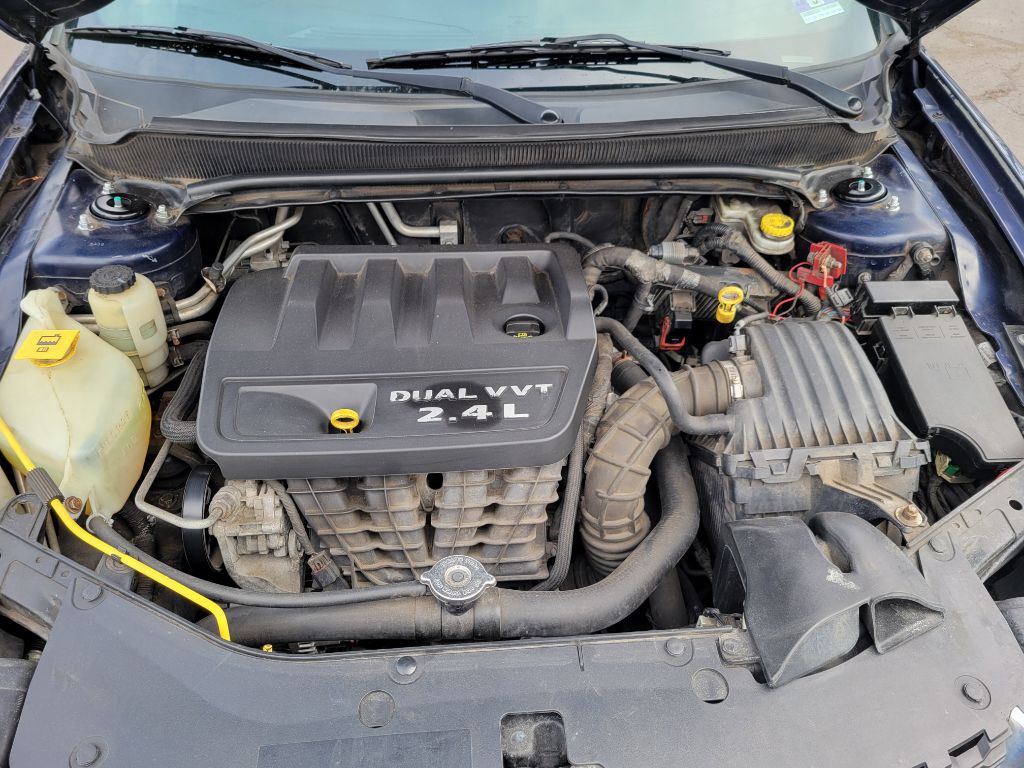 2013 Dodge Avenger Image 27