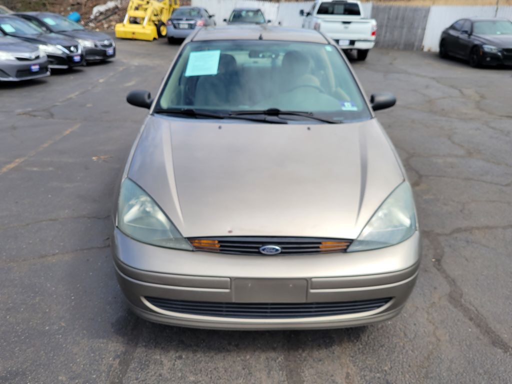 2004 Ford Focus Image 8