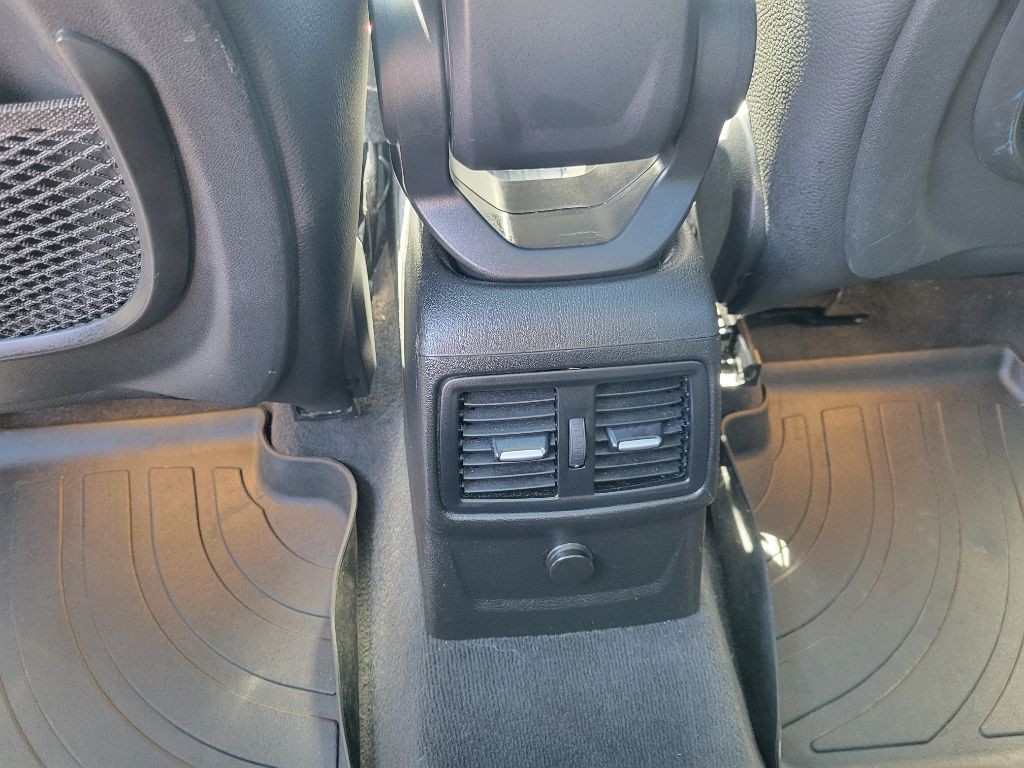 2018 BMW X1 Image 16