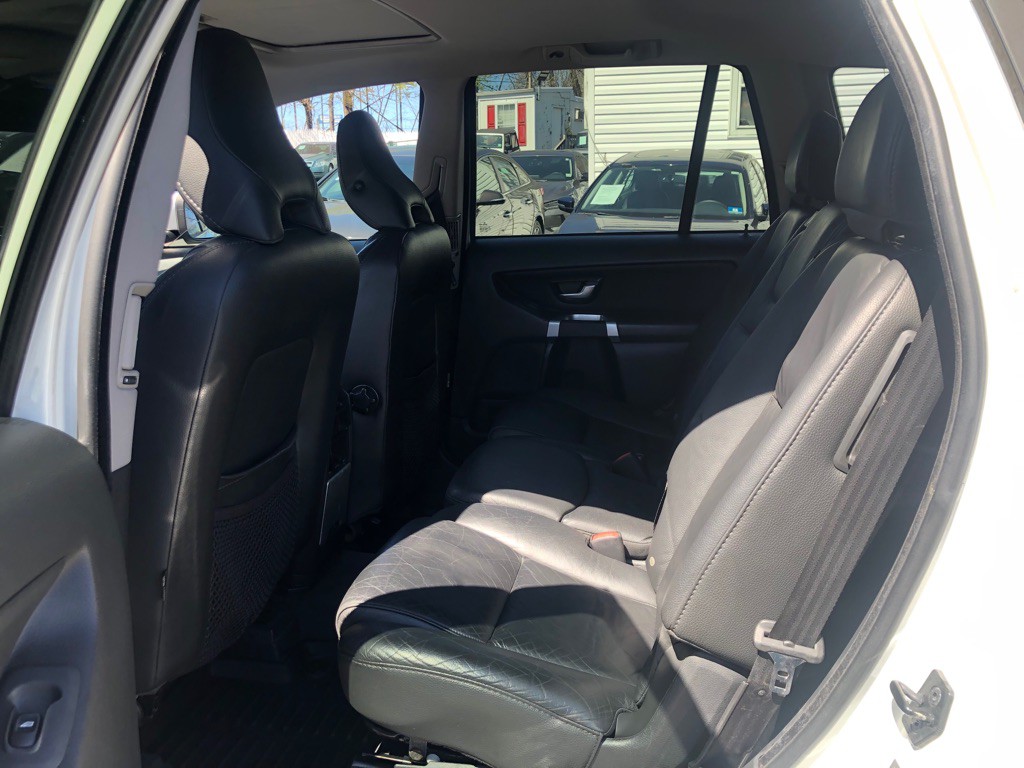 2013 Volvo XC90 Image 24