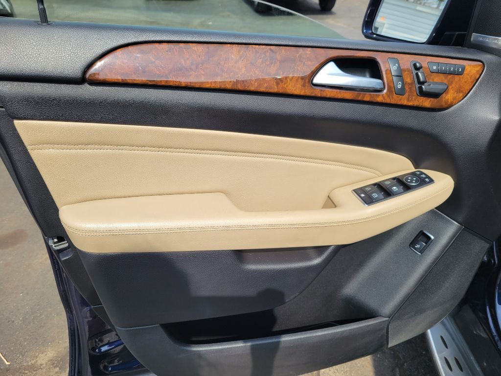 2014 Mercedes-Benz M-Class Image 16