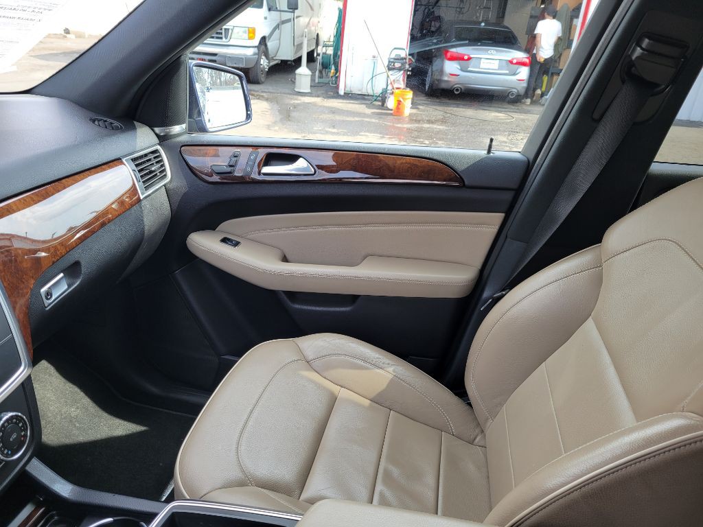 2014 Mercedes-Benz M-Class Image 23