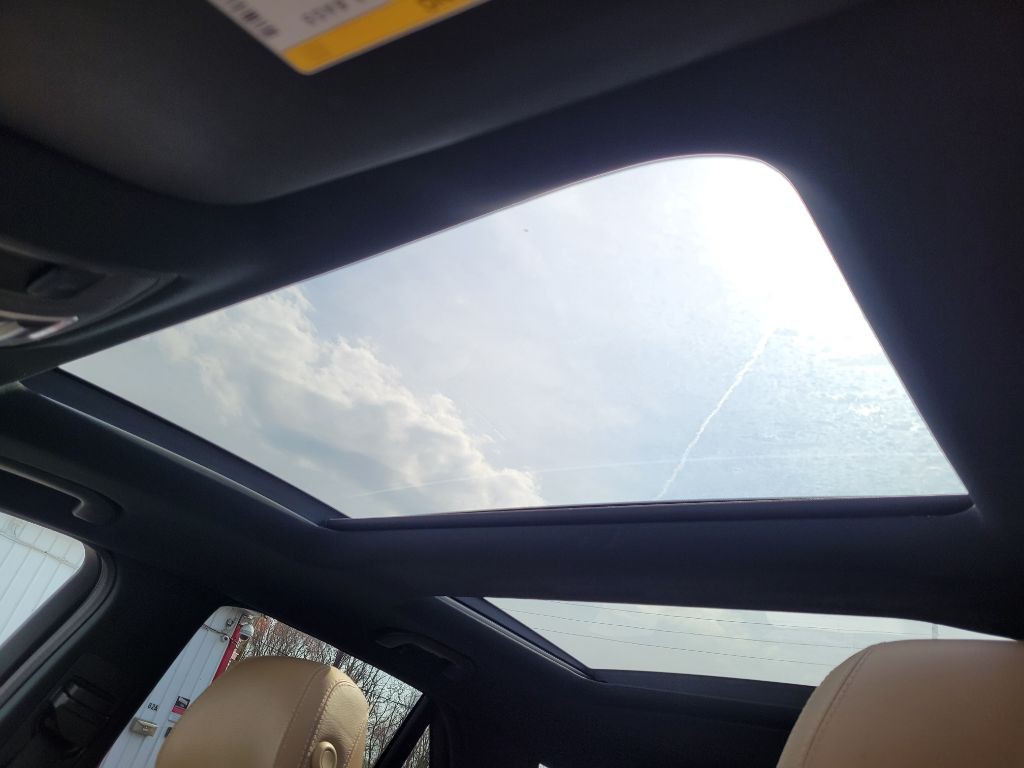 2014 Mercedes-Benz M-Class Image 25