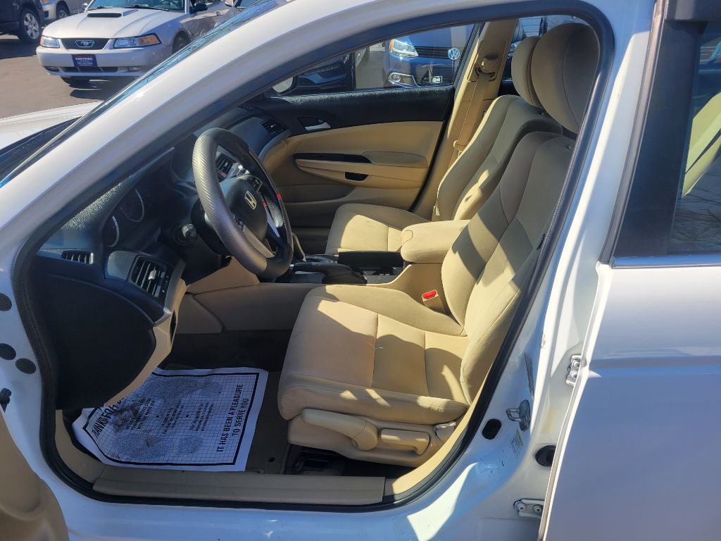 2012 Honda Accord Image 14