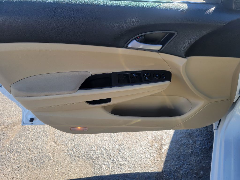 2012 Honda Accord Image 15