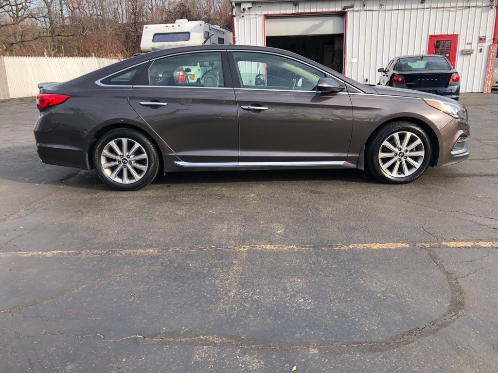 2017 Hyundai Sonata Image 6