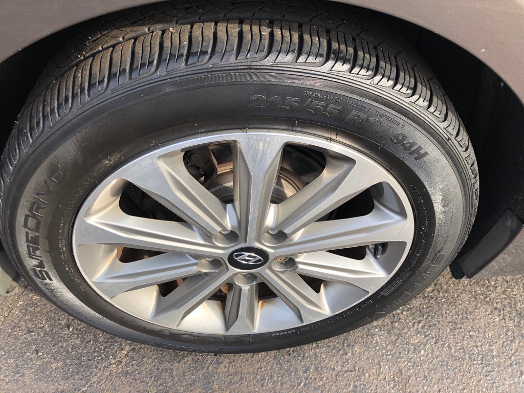 2017 Hyundai Sonata Image 12