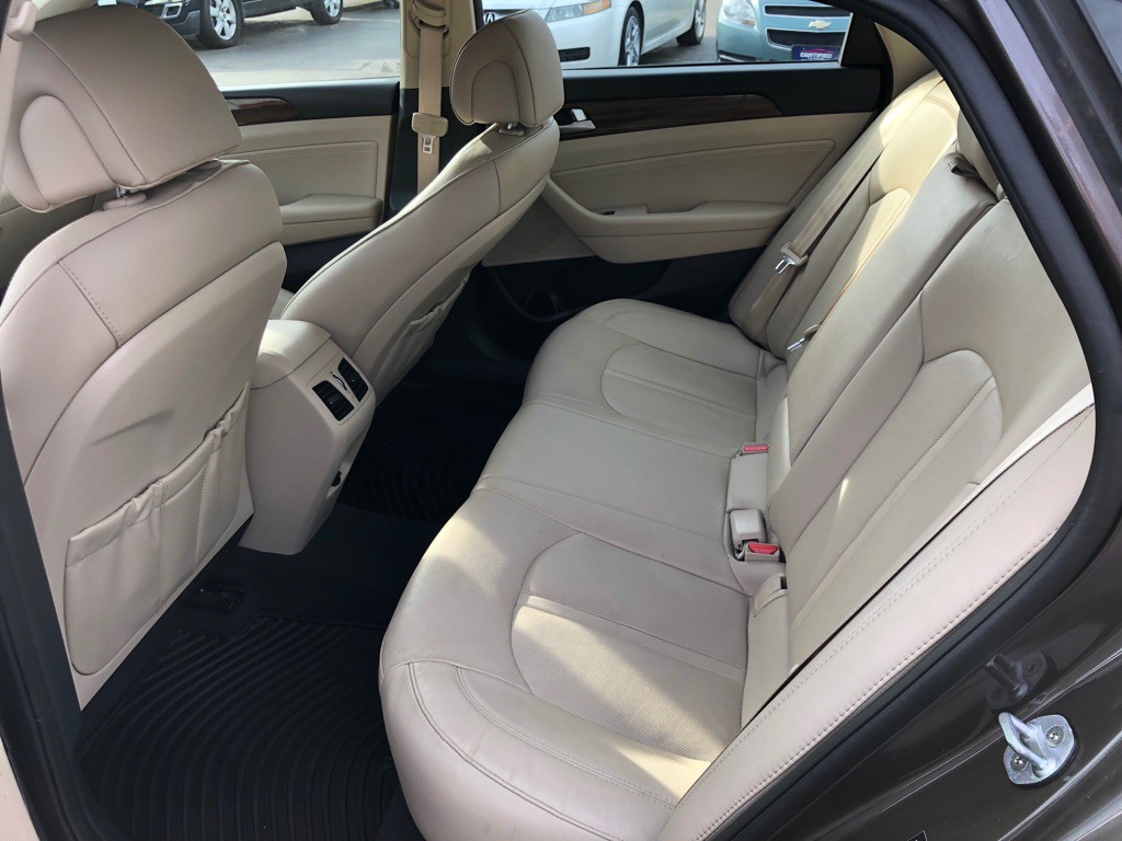 2017 Hyundai Sonata Image 17