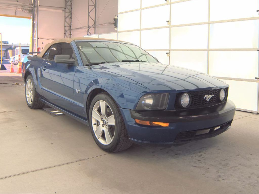 2007 Ford Mustang Image 1