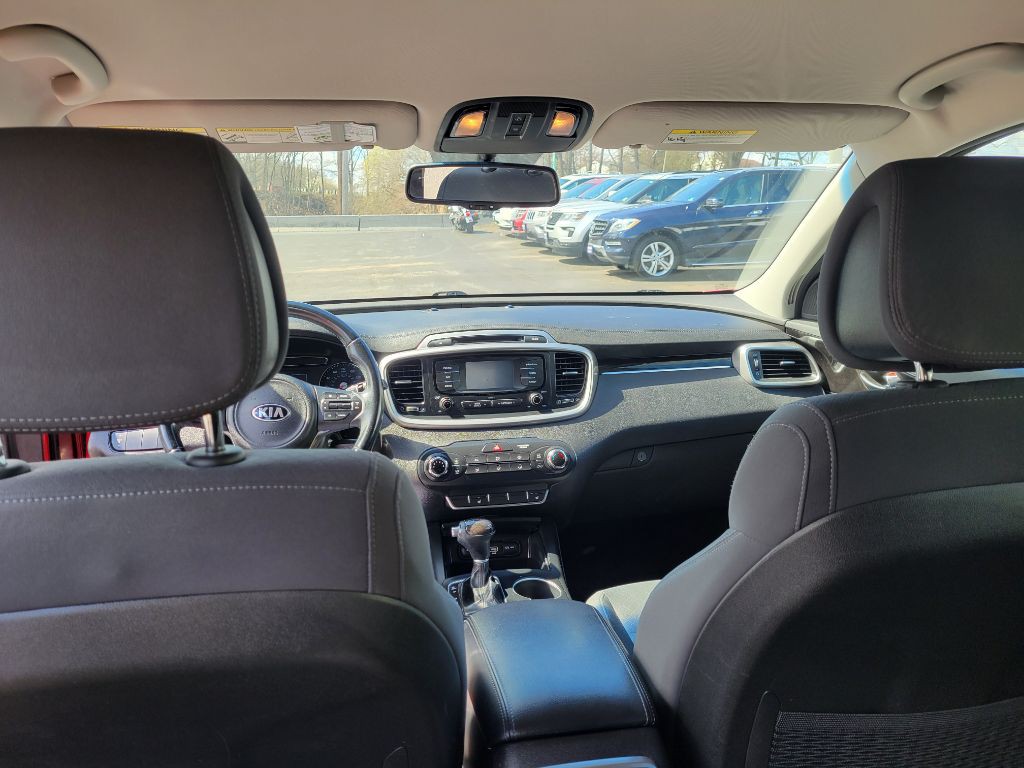 2016 Kia Sorento Image 14