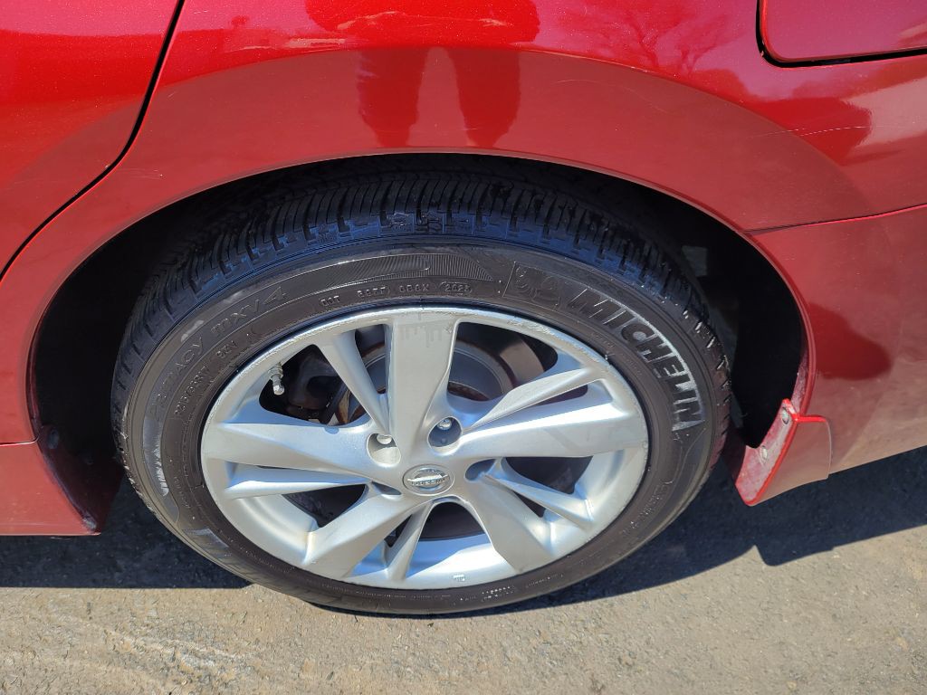2015 Nissan Altima Image 12