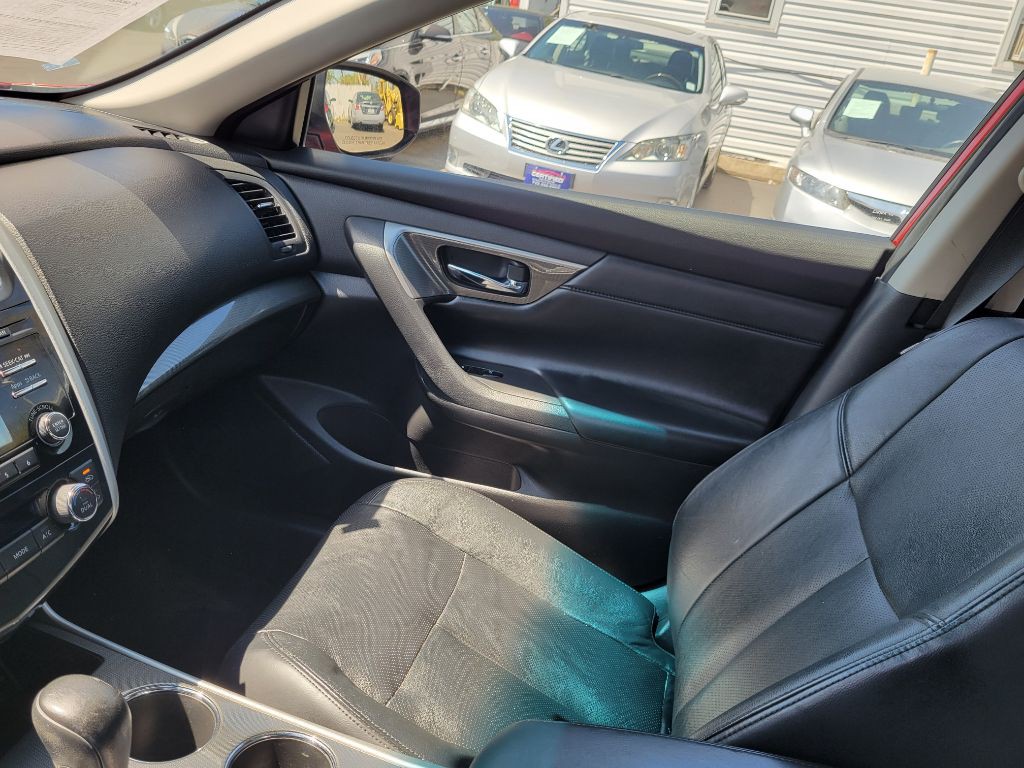 2015 Nissan Altima Image 22
