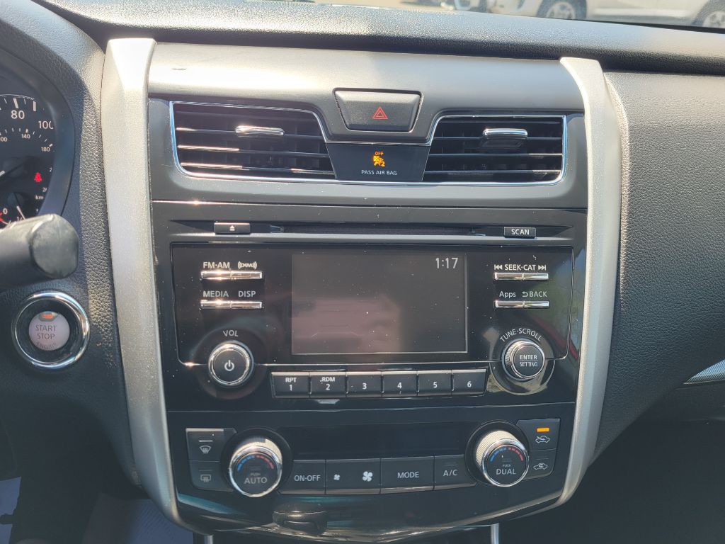 2015 Nissan Altima Image 23