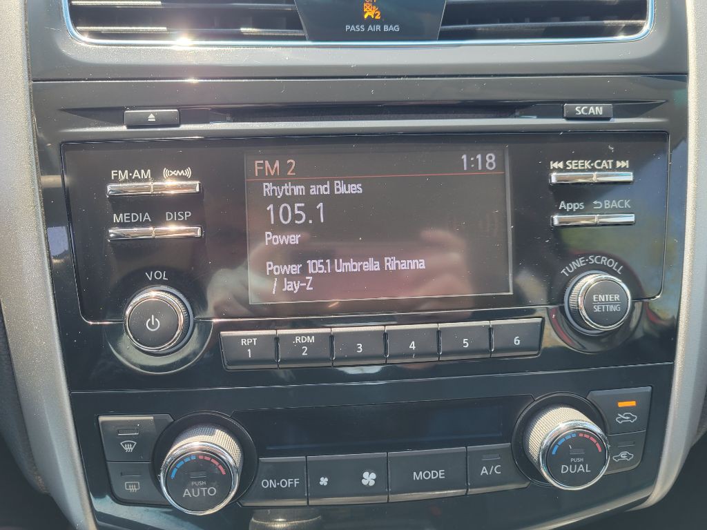 2015 Nissan Altima Image 26