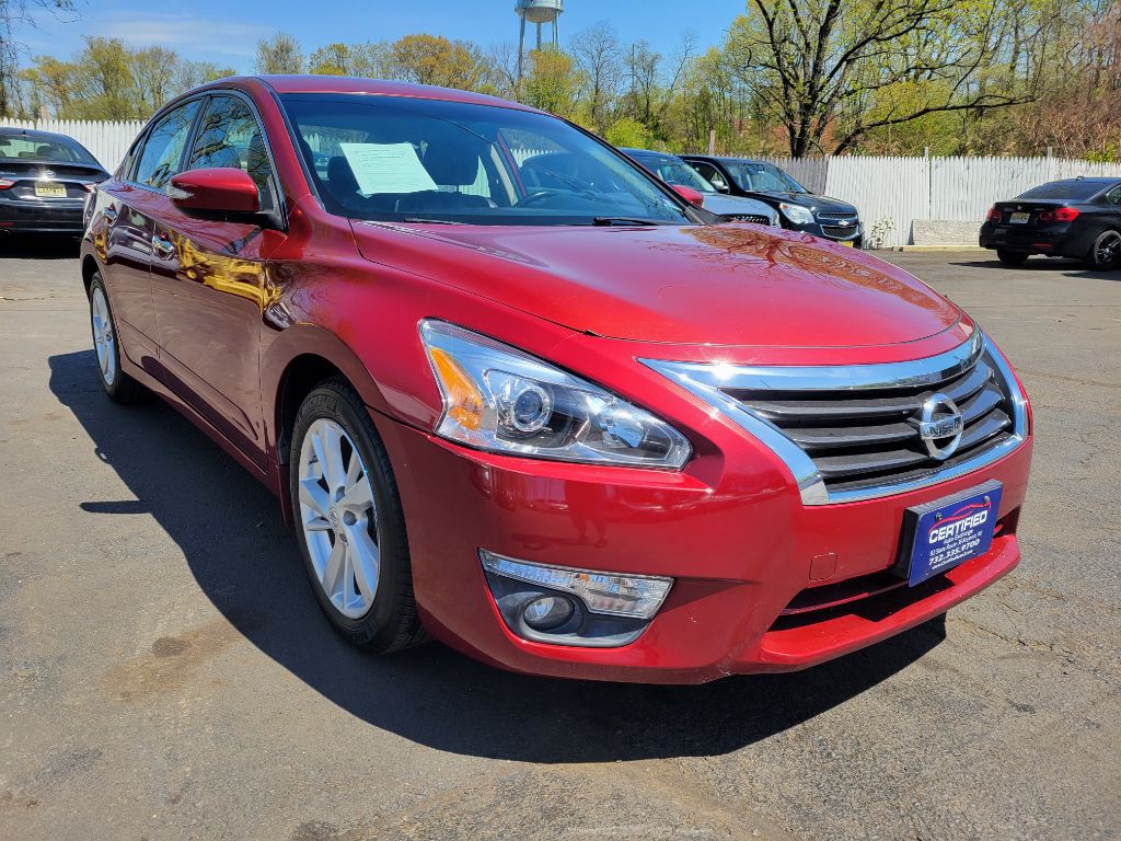 2015 Nissan Altima Image 1