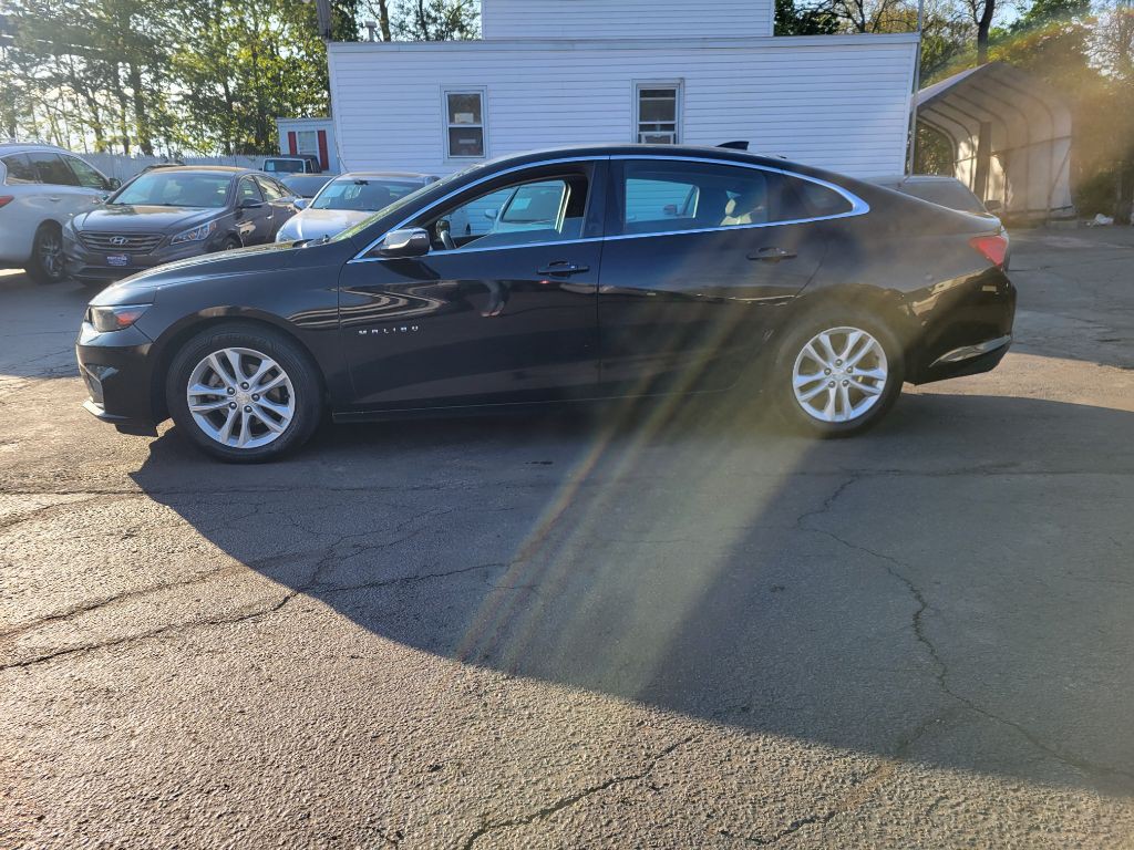 2017 Chevrolet Malibu Image 4