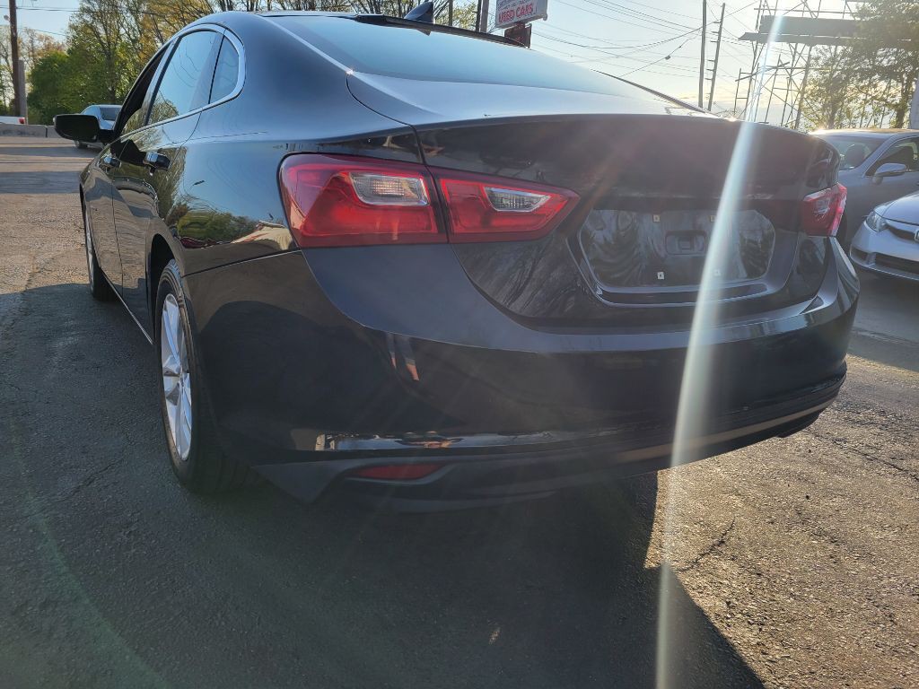 2017 Chevrolet Malibu Image 29