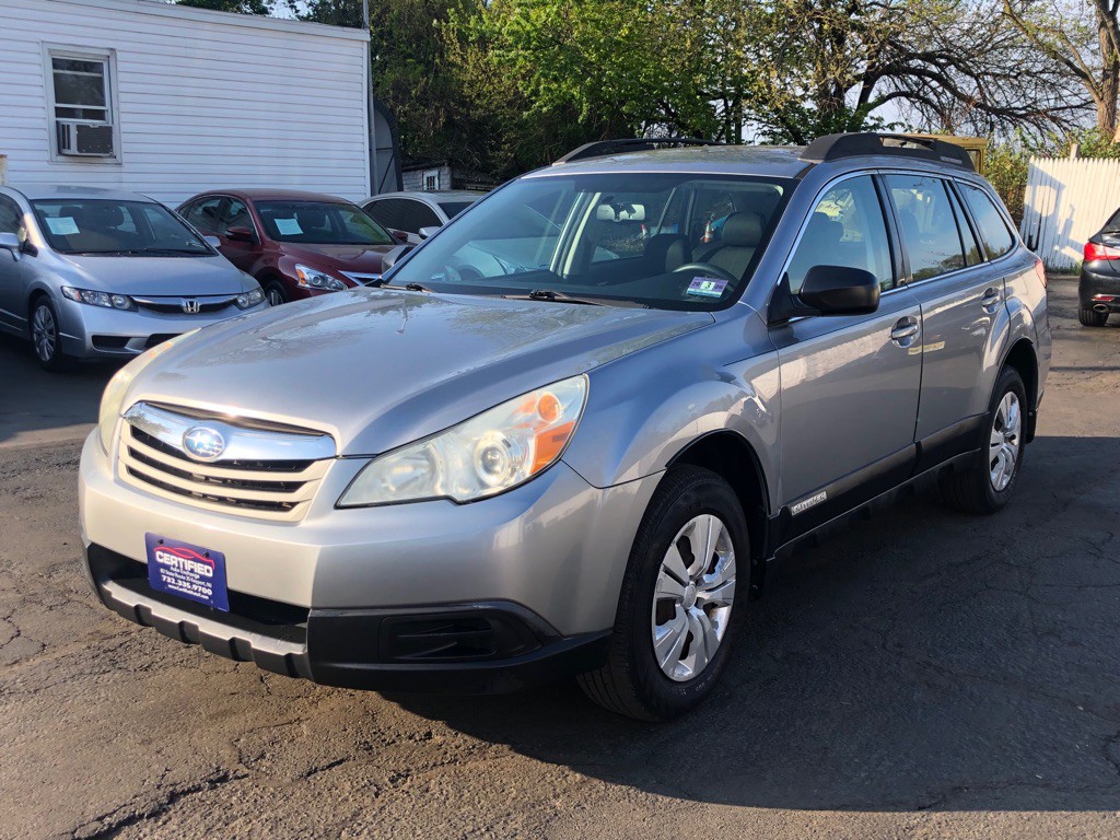 2011 Subaru Outback Image 1