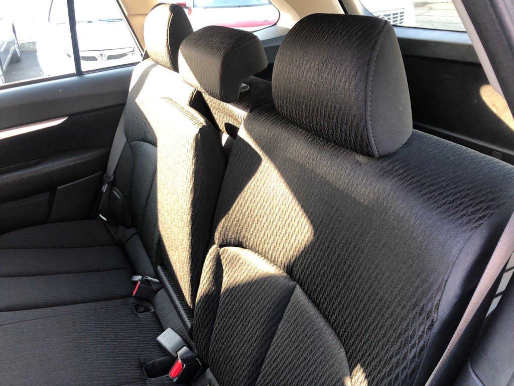 2011 Subaru Outback Image 19