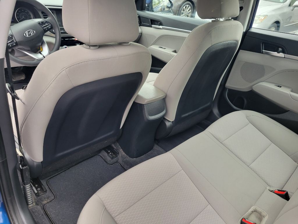 2020 Hyundai Elantra Image 17