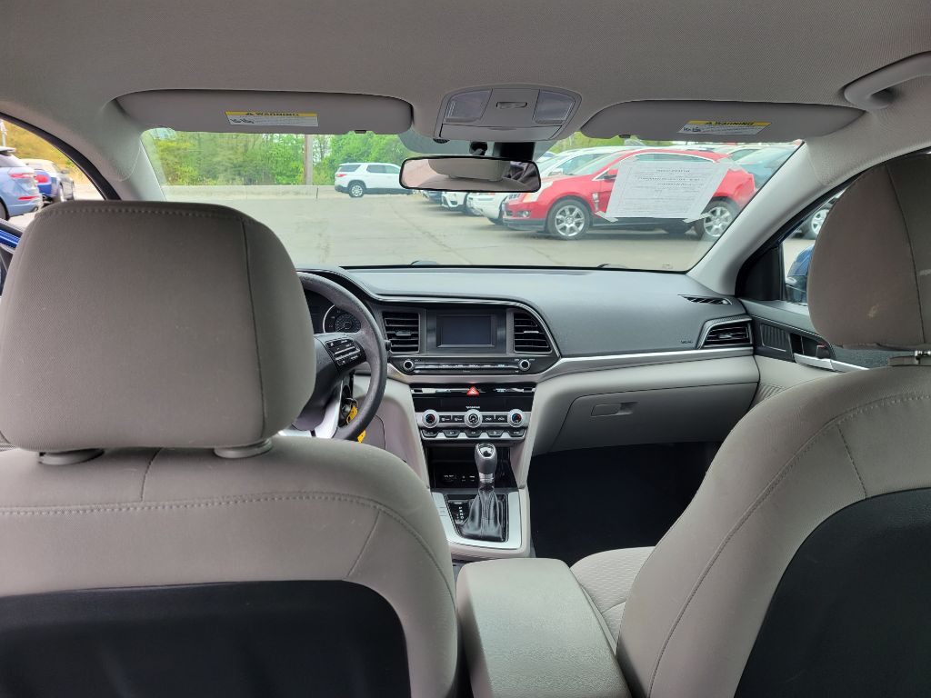 2020 Hyundai Elantra Image 18