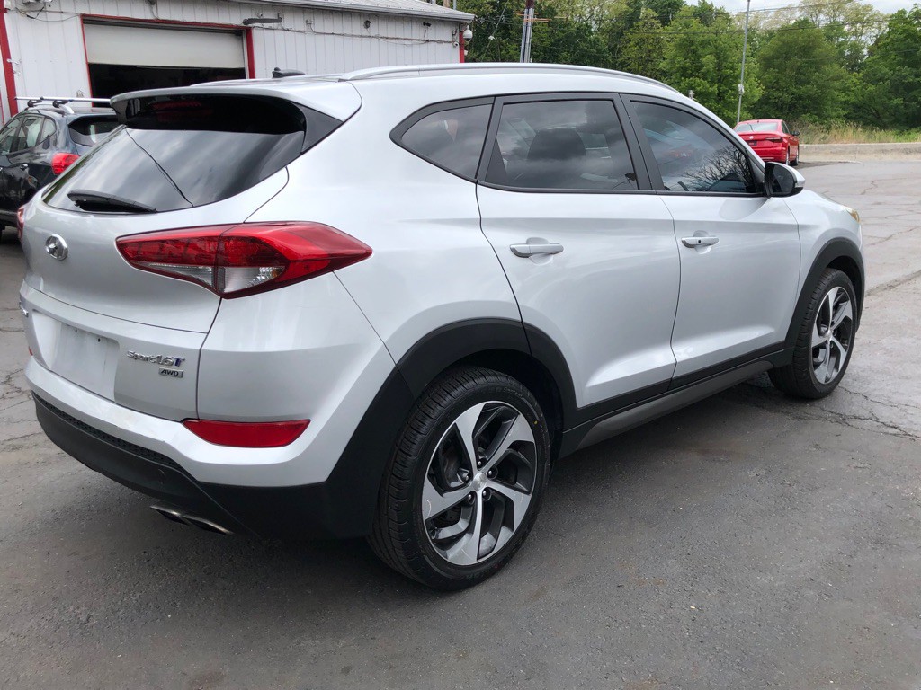 2016 Hyundai Tucson Image 8