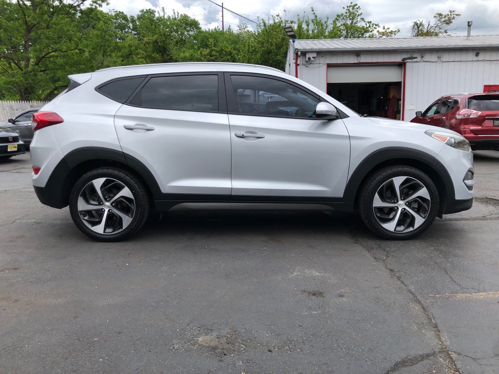 2016 Hyundai Tucson Image 9