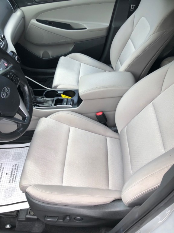 2016 Hyundai Tucson Image 18