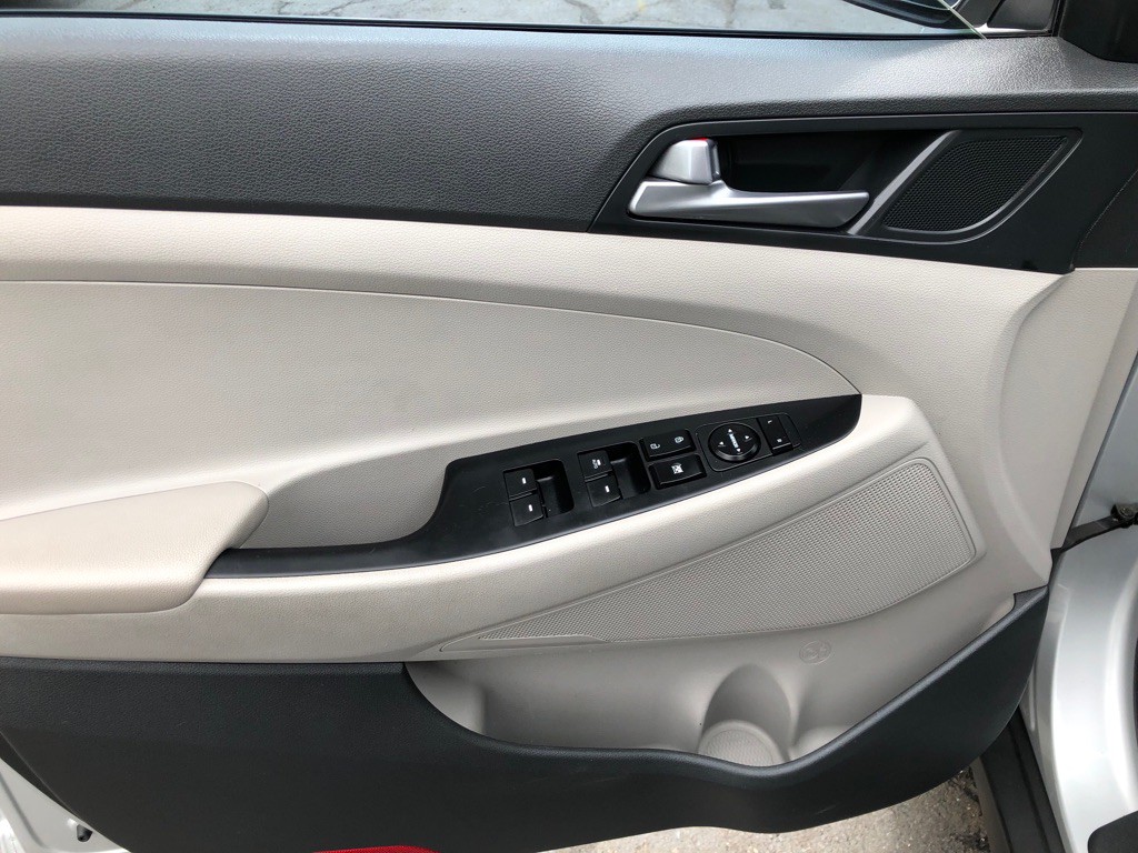 2016 Hyundai Tucson Image 21