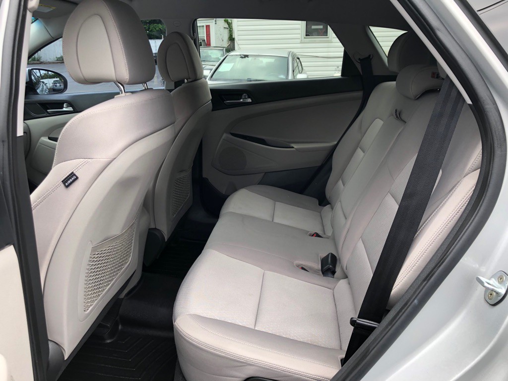 2016 Hyundai Tucson Image 22