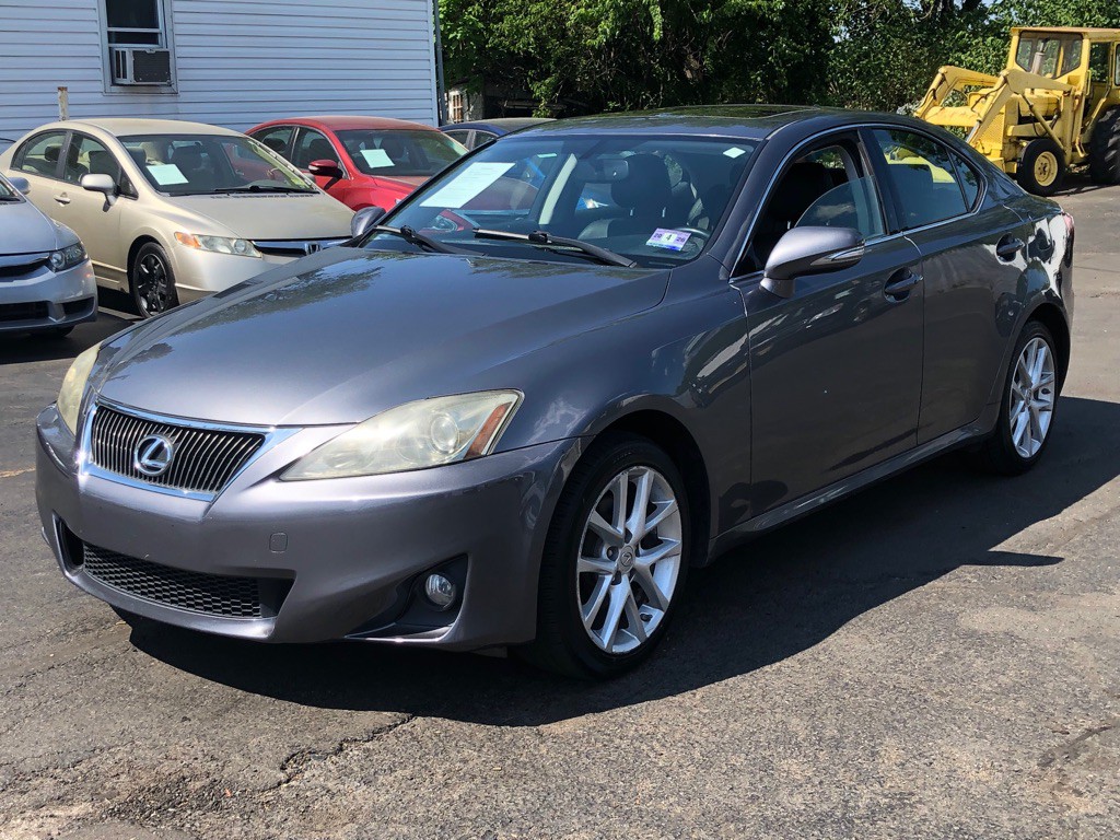 2012 Lexus IS Image 2