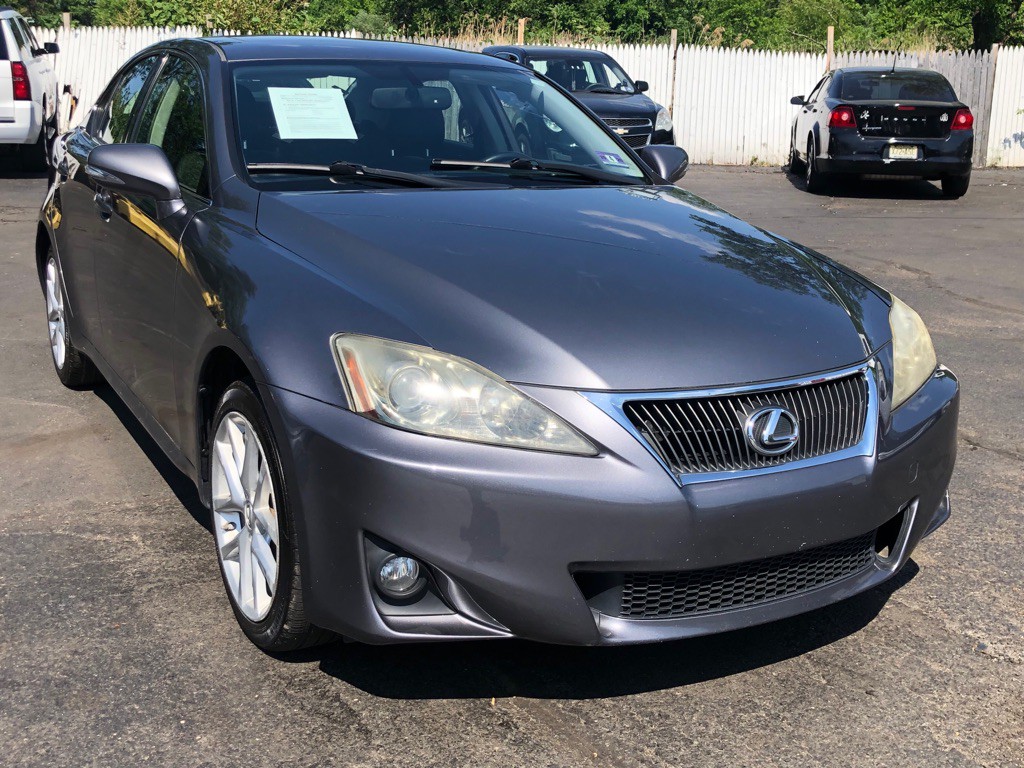 2012 Lexus IS Image 9