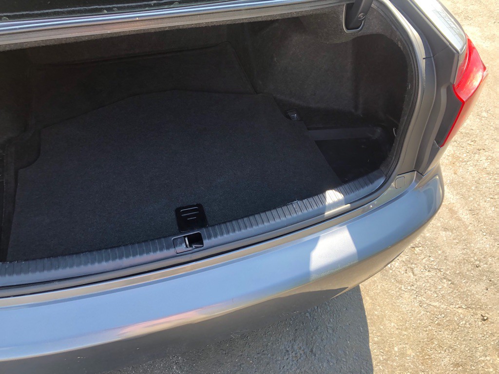 2012 Lexus IS Image 24