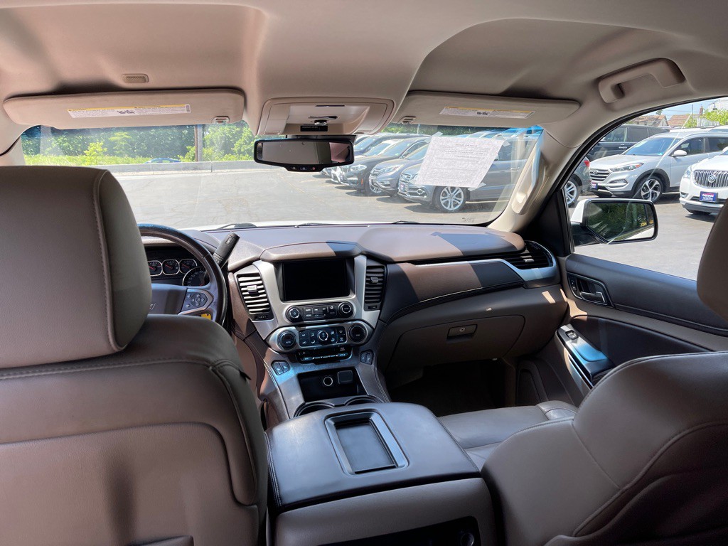 2015 Chevrolet Tahoe Image 14